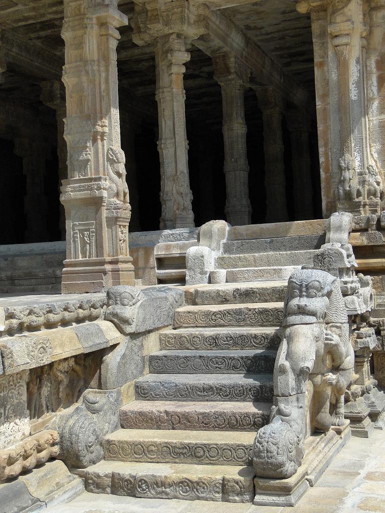 2011-09-21_10-04-32_Dharasuram_029.JPG