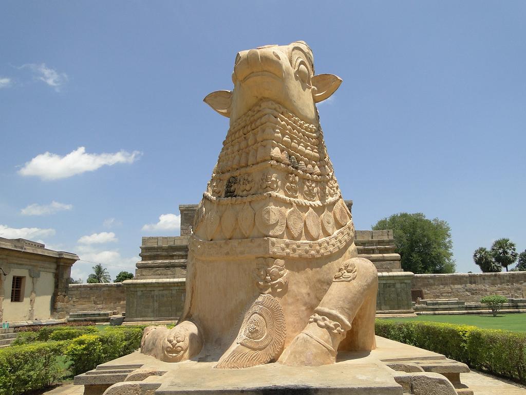 2011-09-21_12-28-45_Gangakondacholapuram_005.JPG