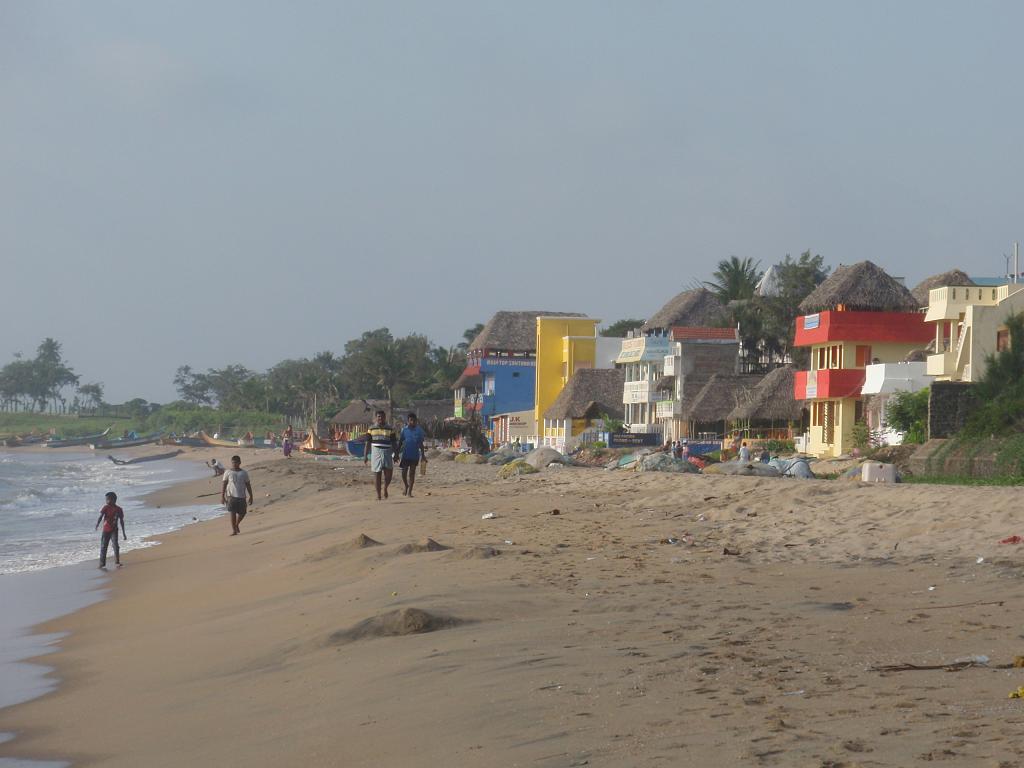 2011-09-25_07-23-23_MAHABALIPURAM_057.JPG - la plage