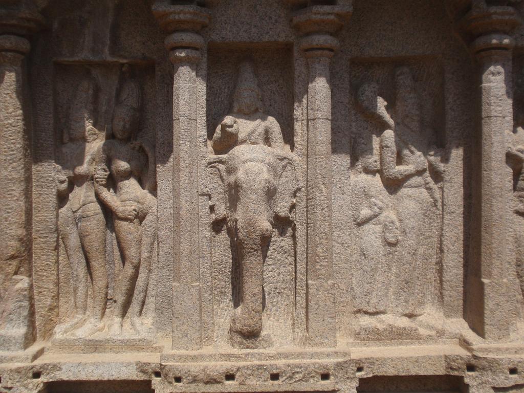 2011-09-25_10-24-30_MAHABALIPURAM_093.JPG - Indra monté sur son éléphant