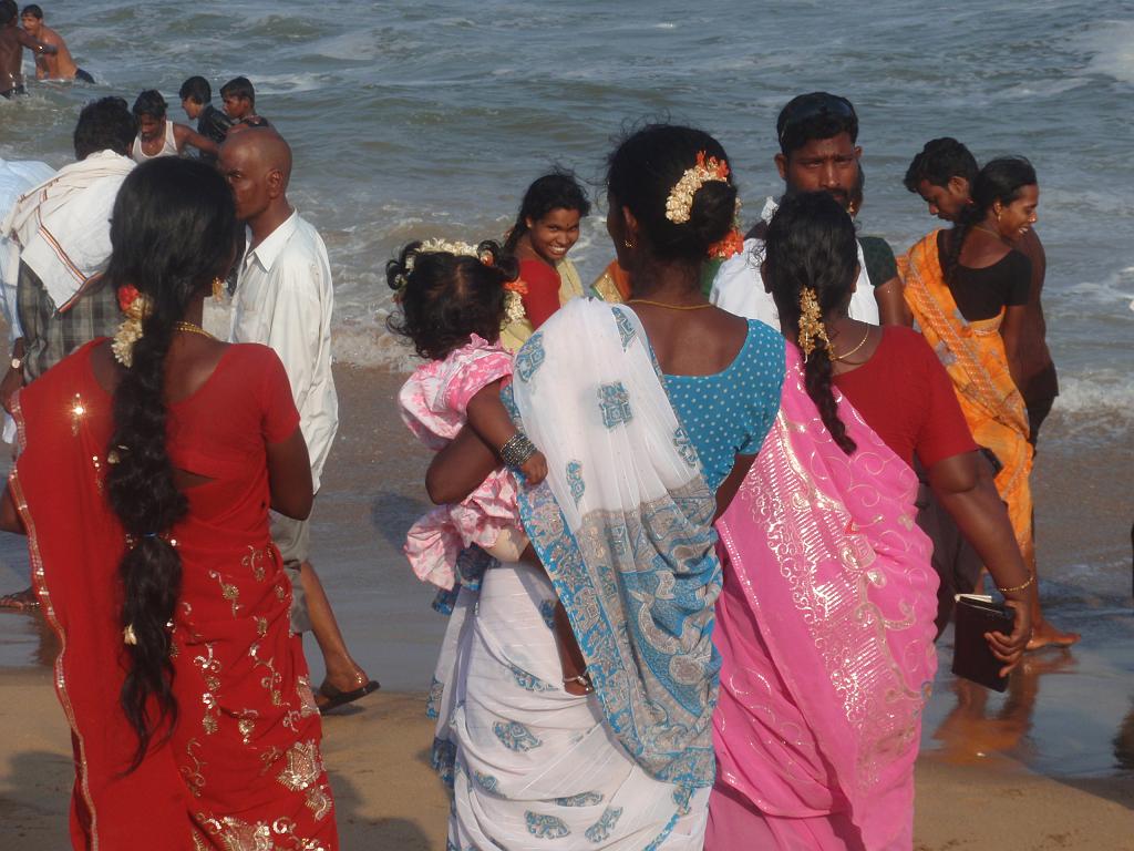 2011-09-25_16-12-08_MAHABALIPURAM_146.JPG